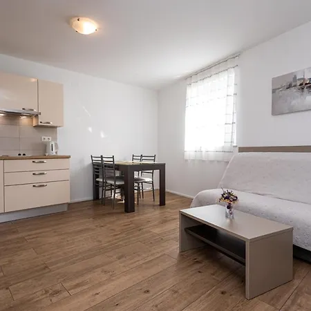 Apartmán Crnekovic Tomislava 8a Baška
