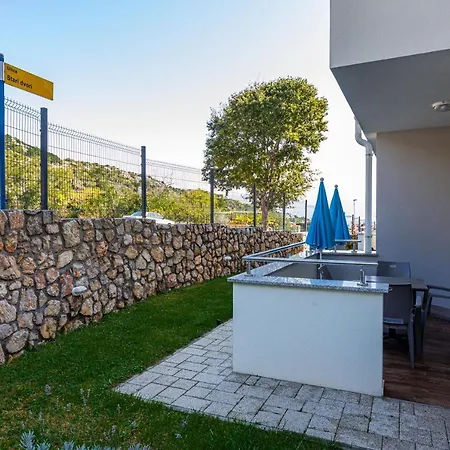 Apartmán Crnekovic Tomislava 8a *