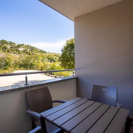 Crnekovic Tomislava 8a Apartmán Baška