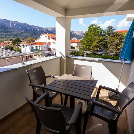 Apartmán Crnekovic Tomislava 8a *