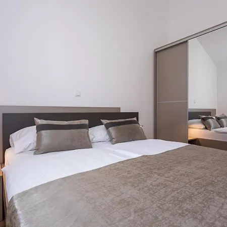 Crnekovic Tomislava 8a Apartmán