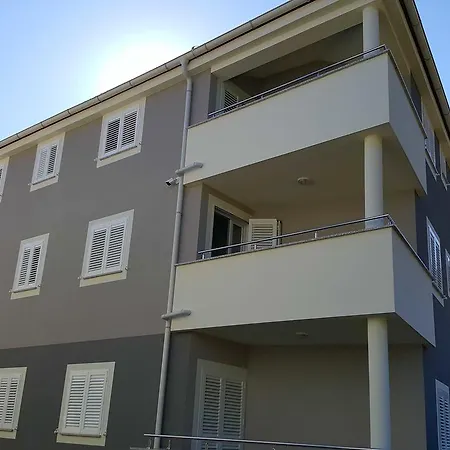 Crnekovic Tomislava 8a Apartmán