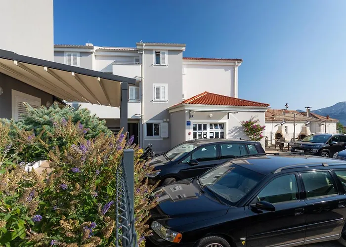 Crnekovic Tomislava 8a Apartmán