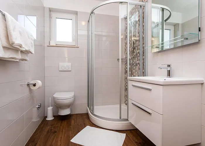 Crnekovic Tomislava 8a Apartmán Baška