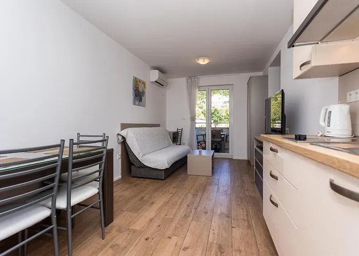 Crnekovic Tomislava 8a Apartmán Baška