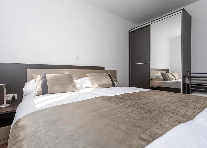 Crnekovic Tomislava 8a Apartmán *