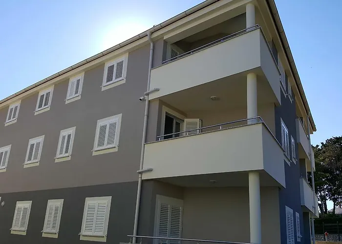 Crnekovic Tomislava 8a Apartmán