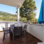 Crnekovic Tomislava 8a * Baška