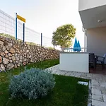 Crnekovic Tomislava 8a Apartman