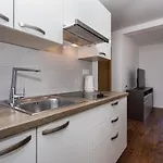 Crnekovic Tomislava 8a Apartman