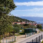 Apartman Crnekovic Tomislava 8a Baska (Krk)