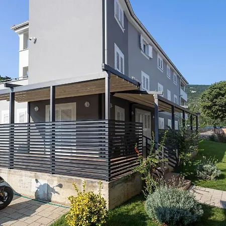 Crnekovic Tomislava 8a شقة