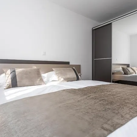 Crnekovic Tomislava 8a Apartamento *