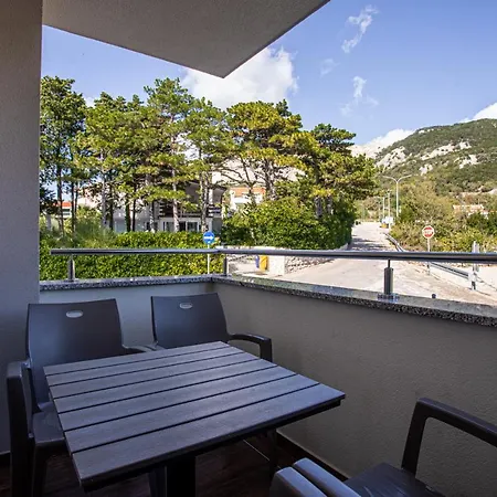 Crnekovic Tomislava 8a Baska (Krk)